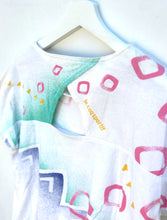 Load image into Gallery viewer, LE COQ SPORTIF Women&#39;s Court Top. Sz S.