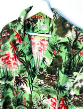 Load image into Gallery viewer, TAHITI Tahitian Village Tropical Shirt. Sz M. Tahiti.