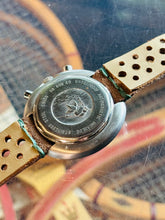 Load image into Gallery viewer, MONDIA By Zenith Rally Chronograph. C. Valjoux 7734. 44mm. Swiss.