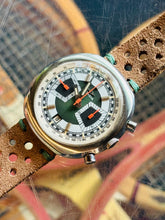 Load image into Gallery viewer, MONDIA By Zenith Rally Chronograph. C. Valjoux 7734. 44mm. Swiss.