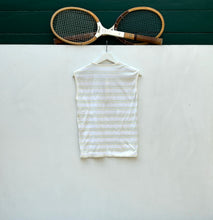 Load image into Gallery viewer, ELLESSE Women’s Buttoned Sleeveless Court Top. Sz